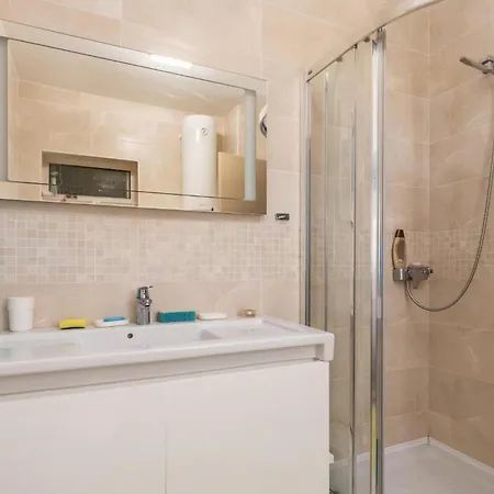 3 Bedroom Beautiful In