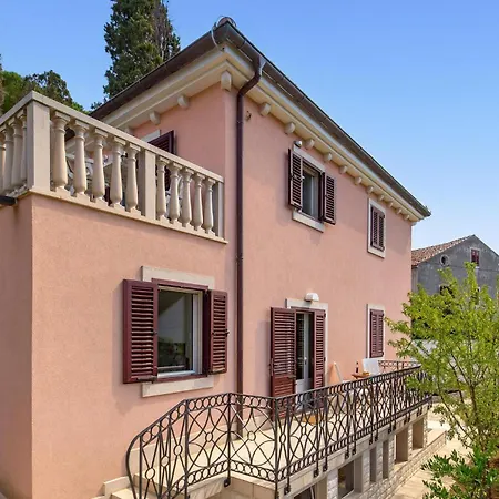 Cozy In With Wifi * Veli Lošinj