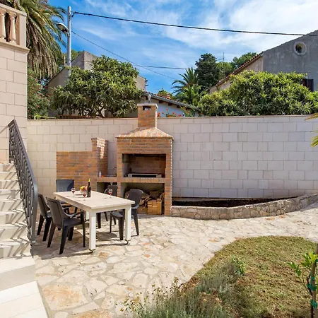 Cozy In With Wifi Veli Lošinj