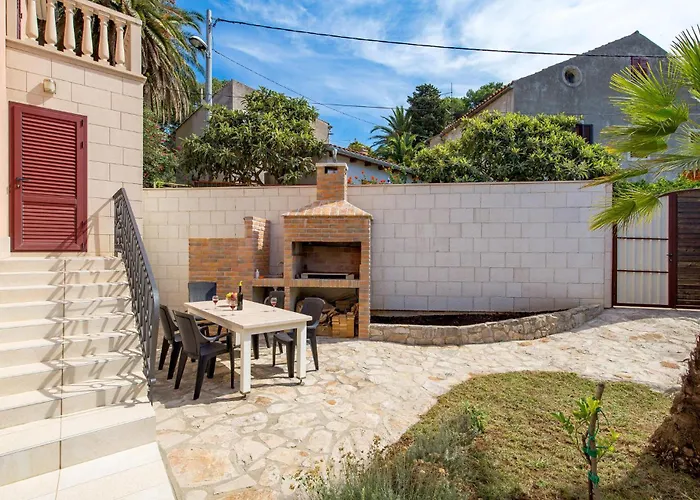 Cozy In With Wifi Veli Lošinj