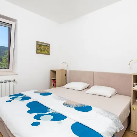 3 Bedroom Beautiful In * Veli Lošinj