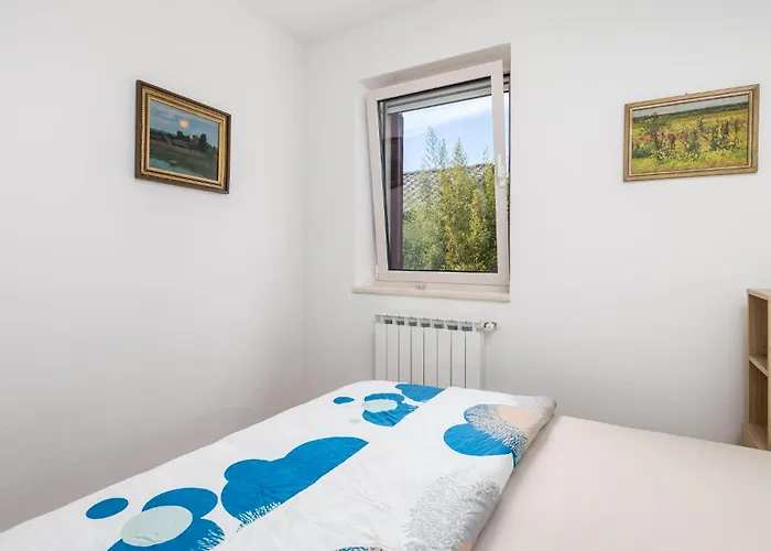 Cozy In With Wifi Apartamento Veli Lošinj
